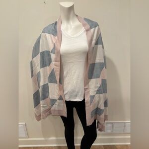 Geometric Pattern Thin Knit Scarf in Pink, Cream, & Blue